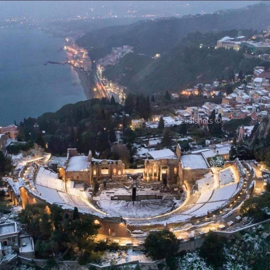Appartamento Casa Capri Giardini Naxos Esterno foto