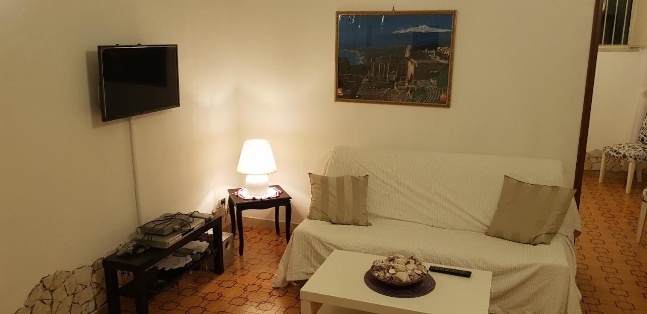 Appartamento Casa Capri Giardini Naxos Esterno foto