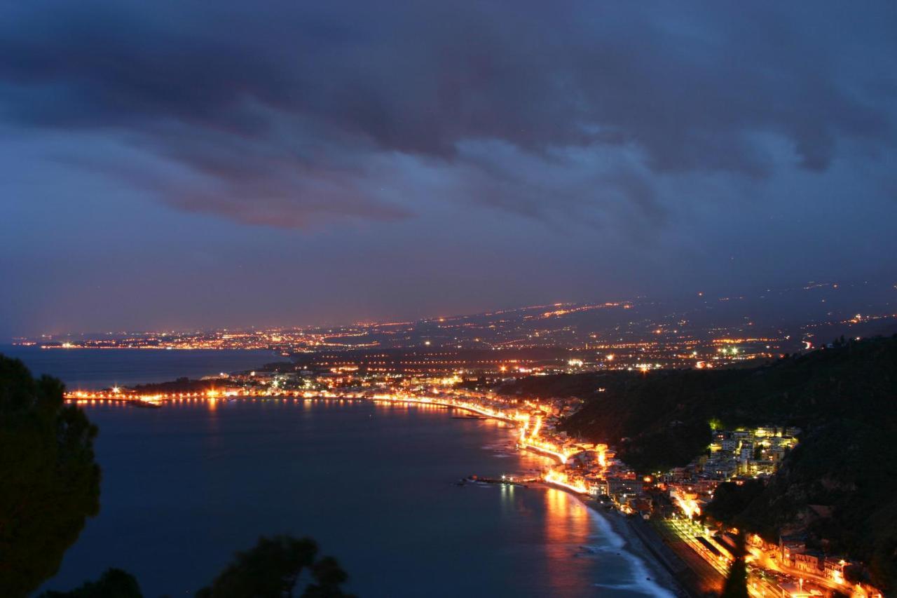 Appartamento Casa Capri Giardini Naxos Esterno foto